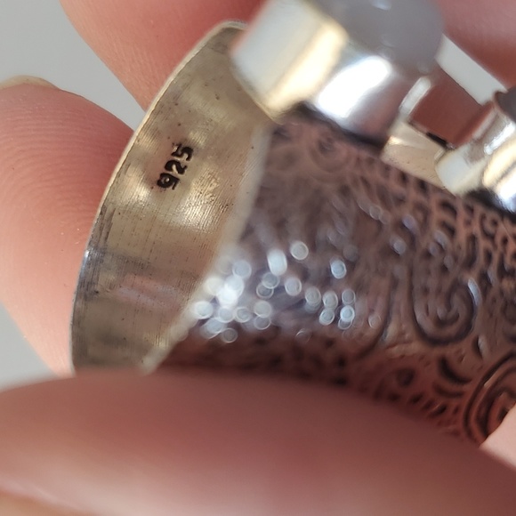 New Unique Chalcedony 925 Silver Ring. - Picture 8 of 16